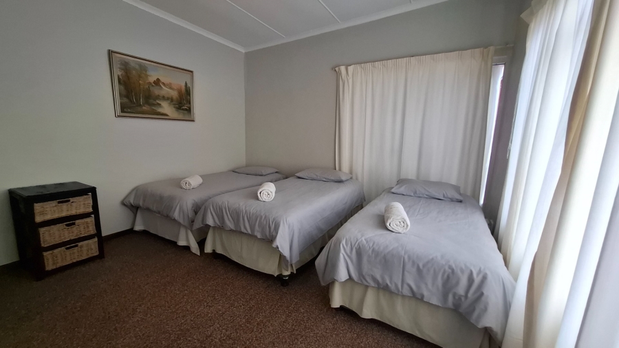 5 Bedroom Property for Sale in Witsand Western Cape